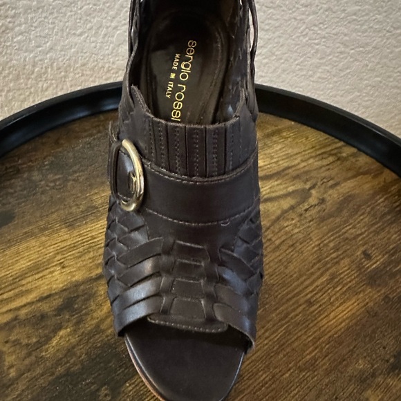 Gorgeous Sergio Rossi Heels - Picture 4 of 7